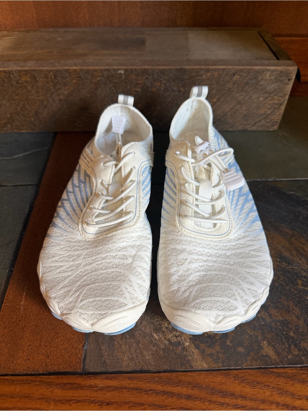 Hike Barefoot Shoes – Size 36 – White & Light Blue